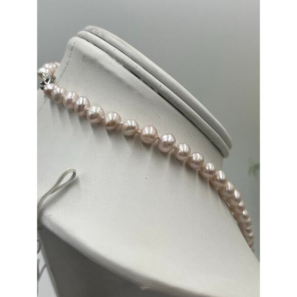 Vintage Soft Pink Pearl Hand Knotted Sterling Silver 925 Clasp  Necklace 6mm - Picture 4 of 9